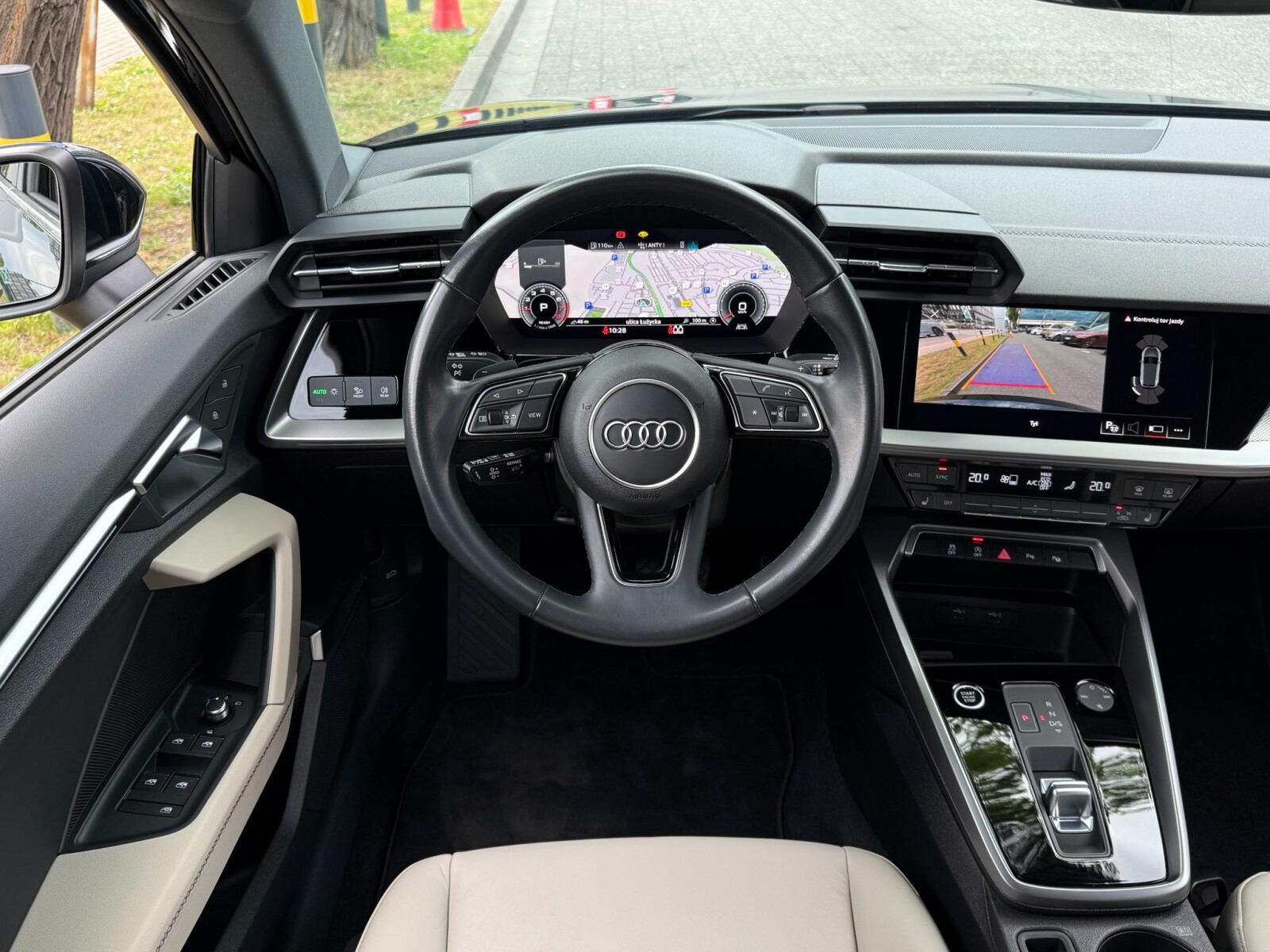Audi A3 Sportback - zdjęcie 14