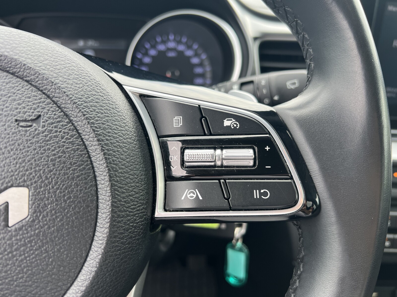 Kia Ceed - zdjęcie 16