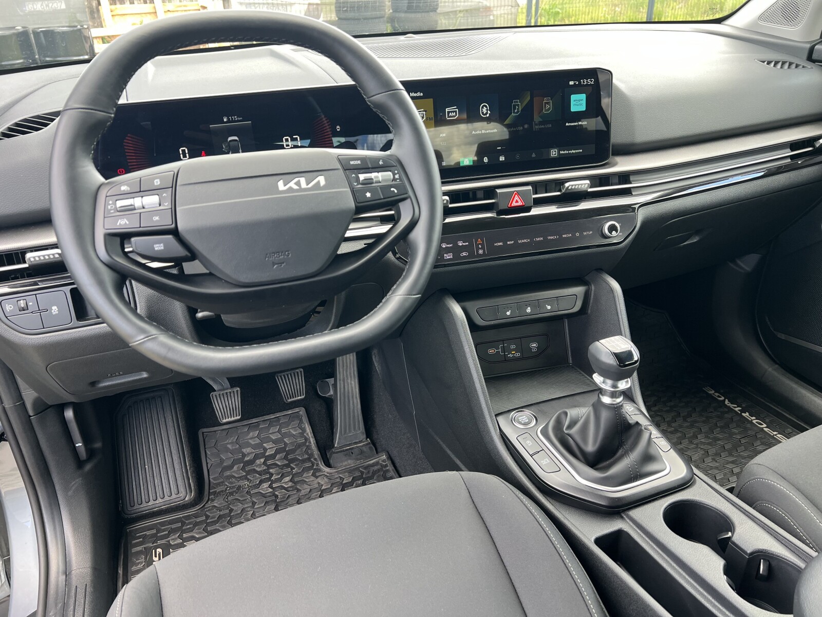 Kia Sportage - zdjęcie 26