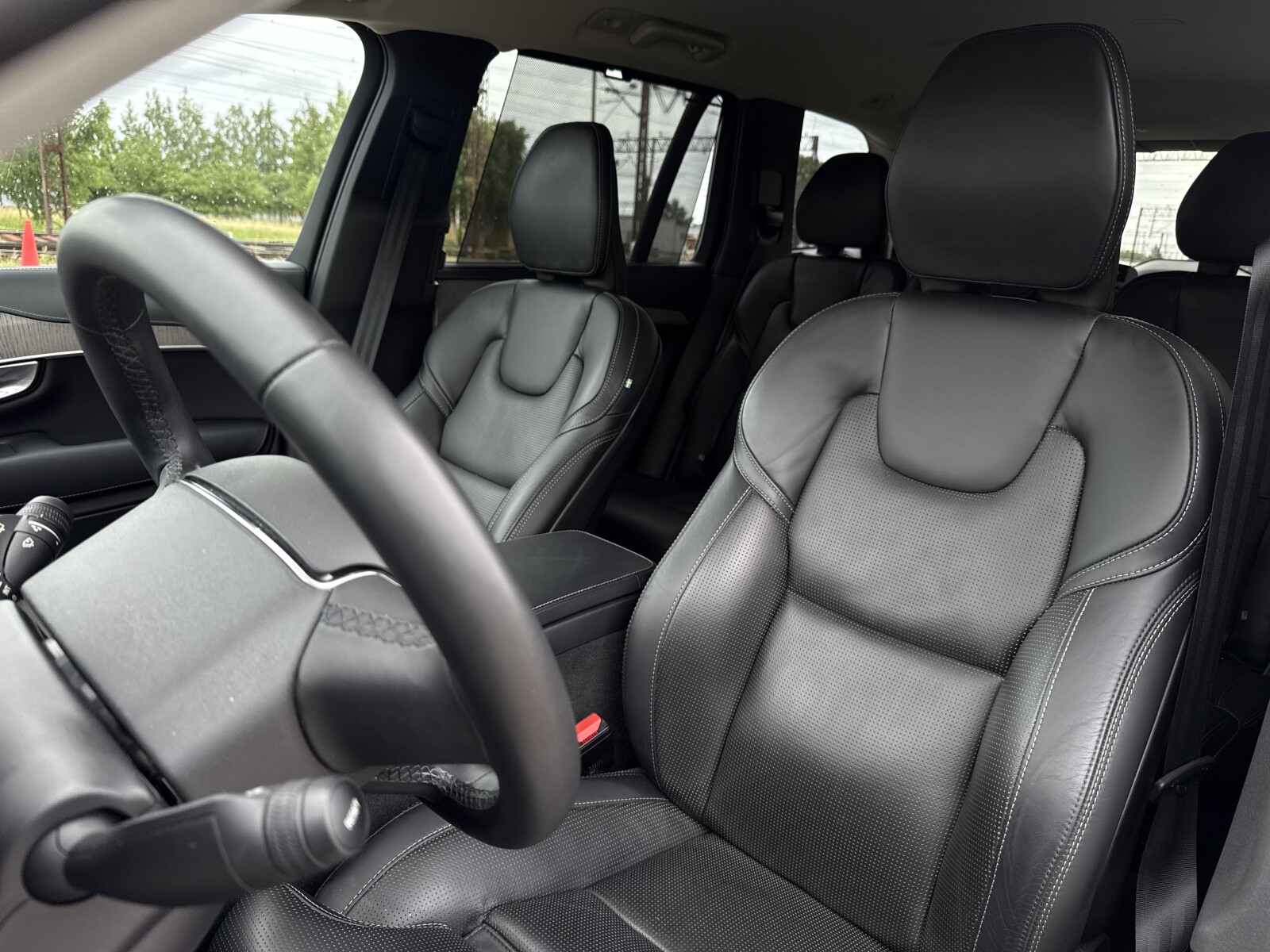 Volvo XC 90 - zdjęcie 12