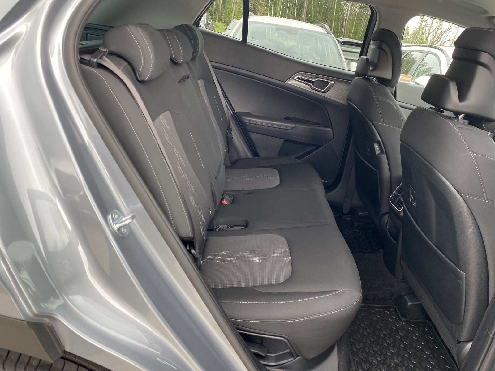 Kia Sportage - zdjęcie 14