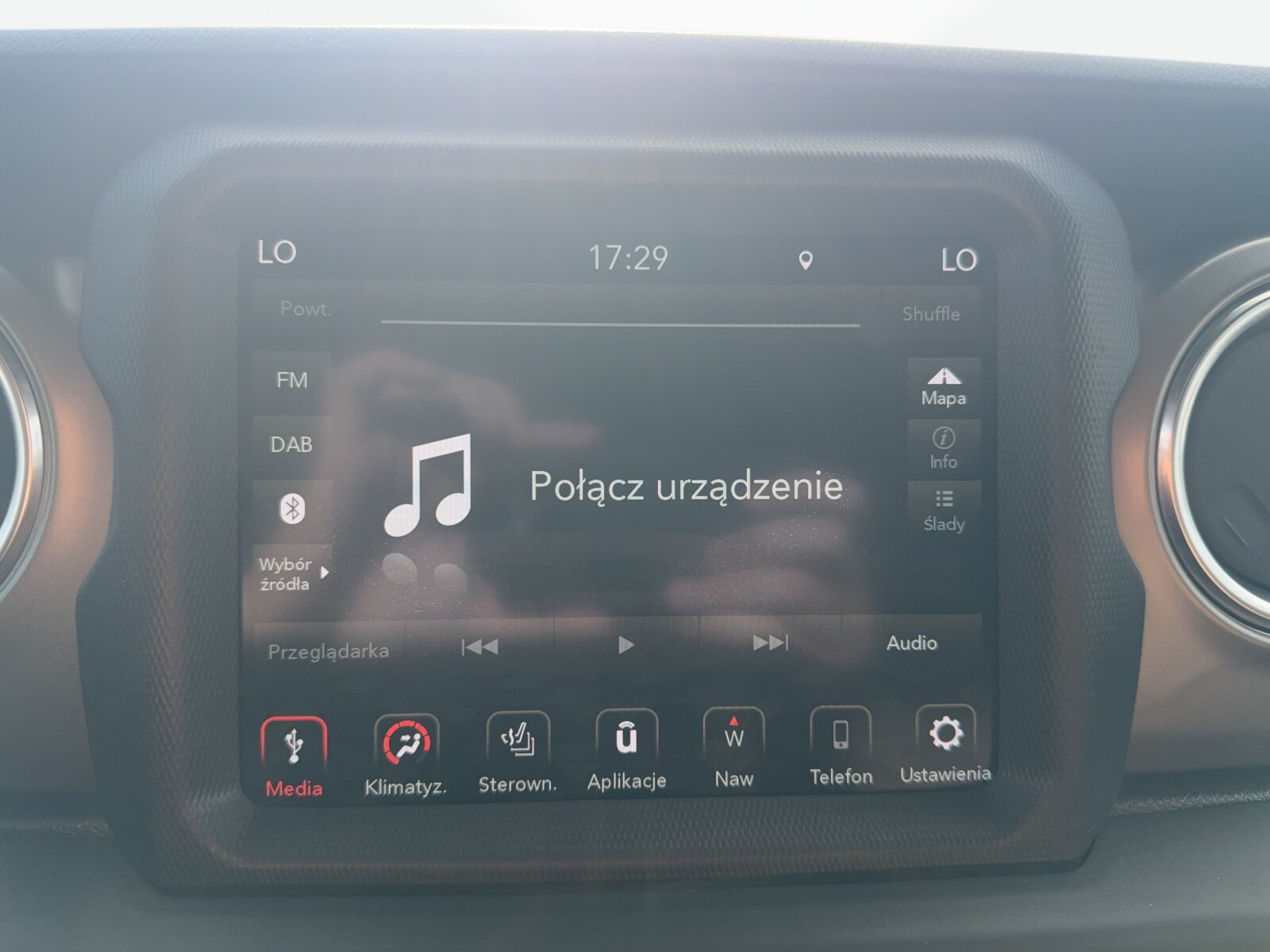 Jeep Wrangler - zdjęcie 22