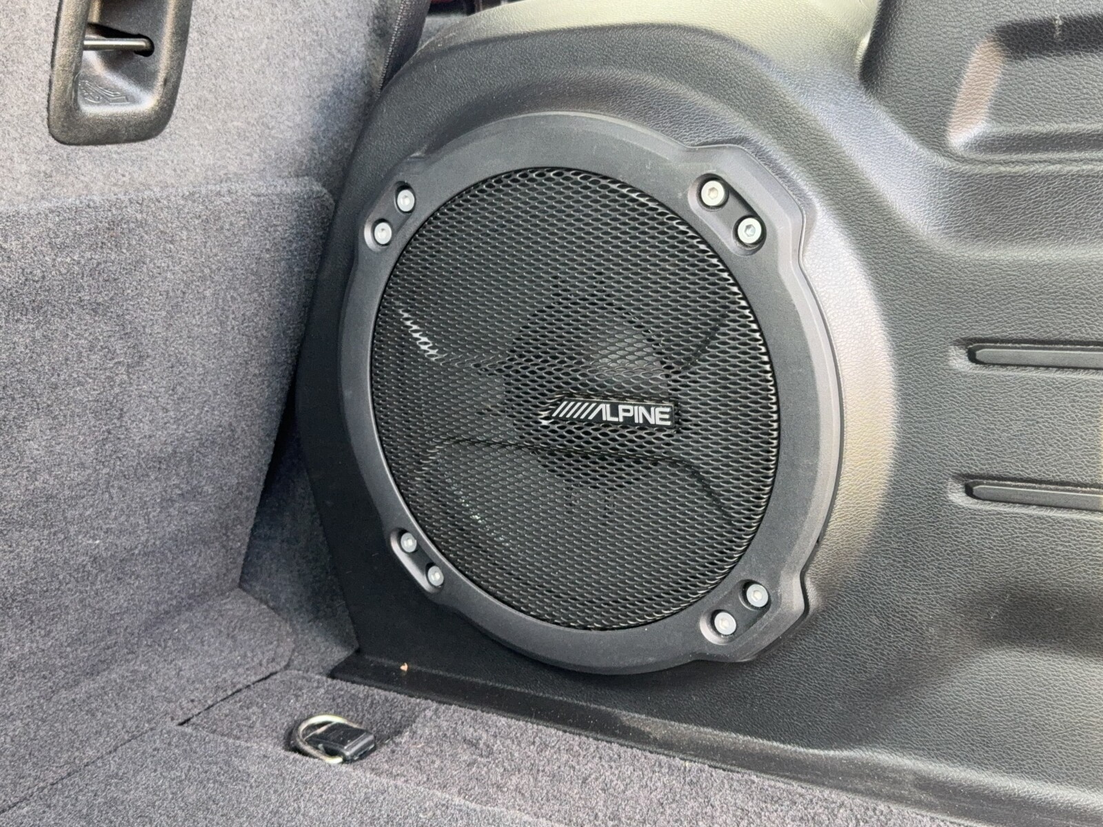 Jeep Wrangler - zdjęcie 36