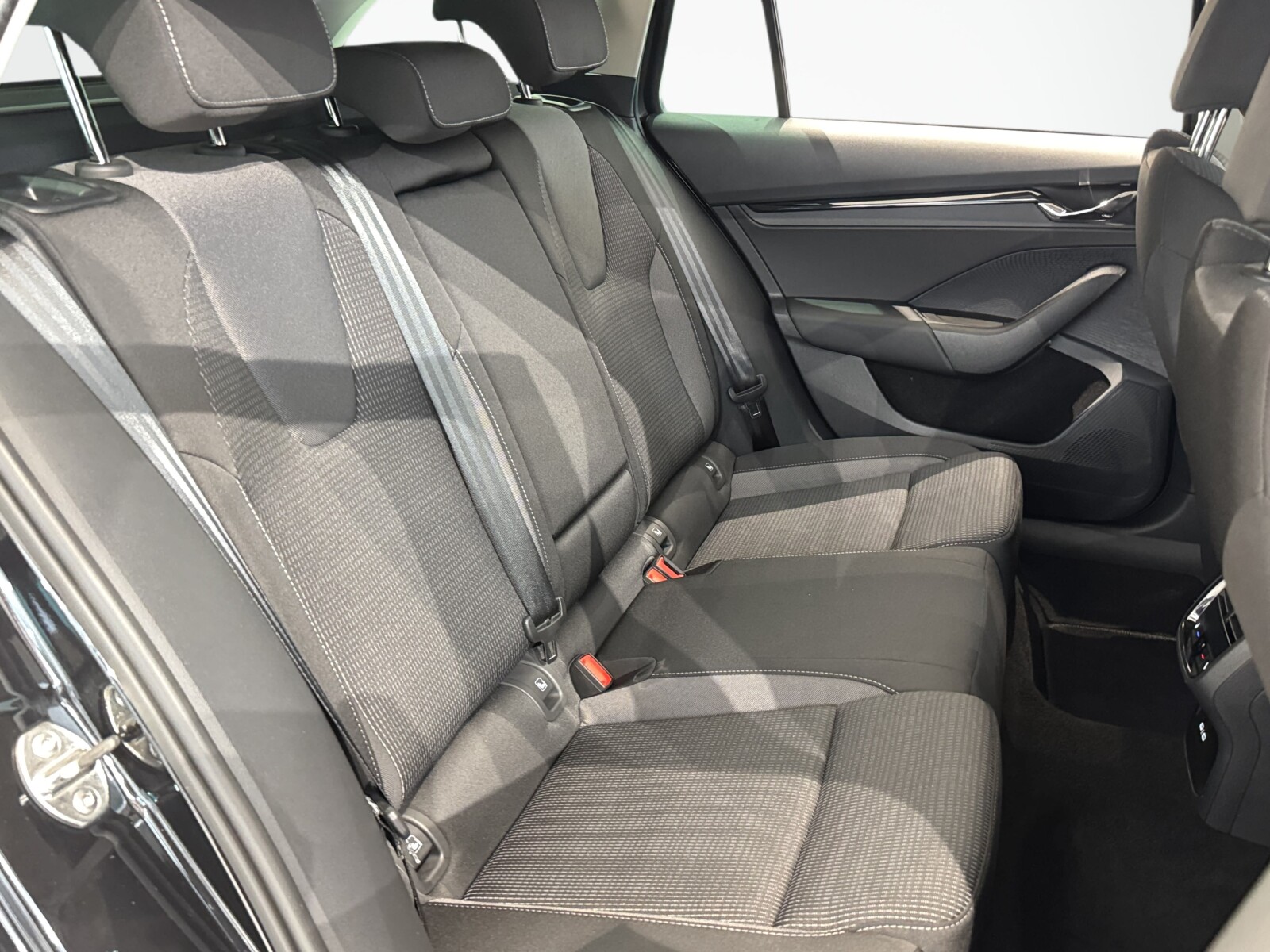 Škoda Octavia Combi - zdjęcie 16
