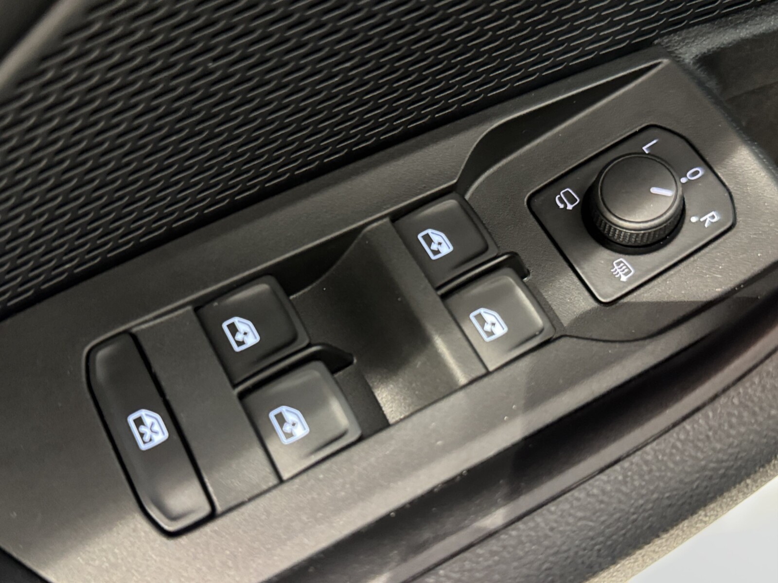 Škoda Octavia Combi - zdjęcie 11