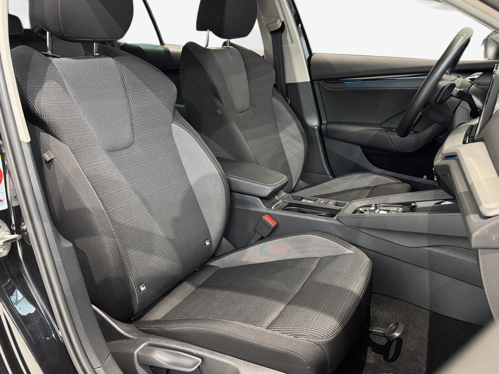 Škoda Octavia Combi - zdjęcie 18
