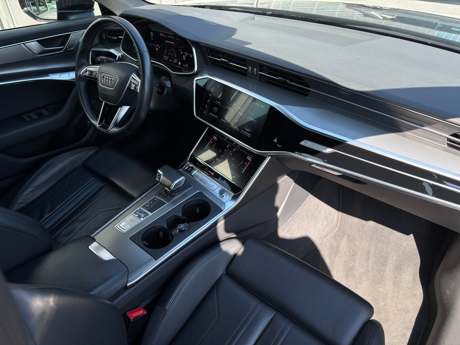 Audi A6 Limousine - zdjęcie 21