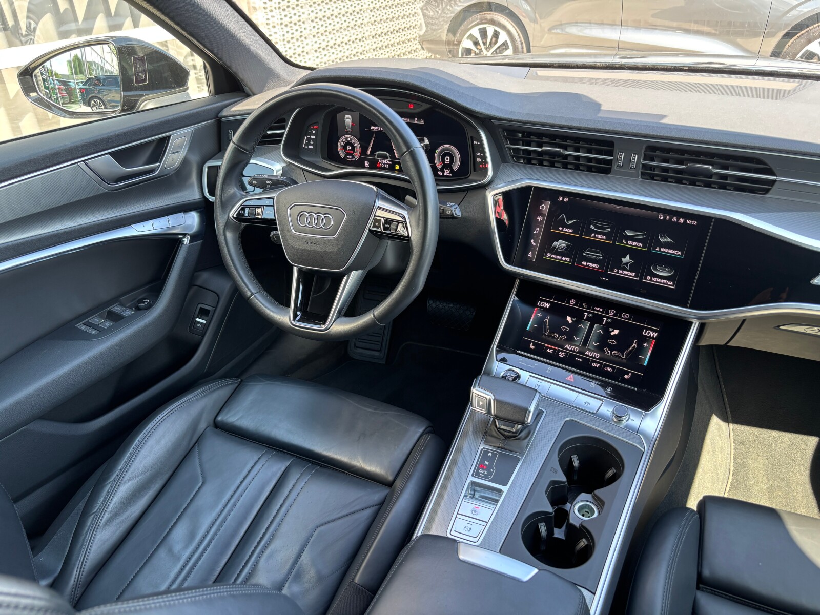 Audi A6 Avant - zdjęcie 17