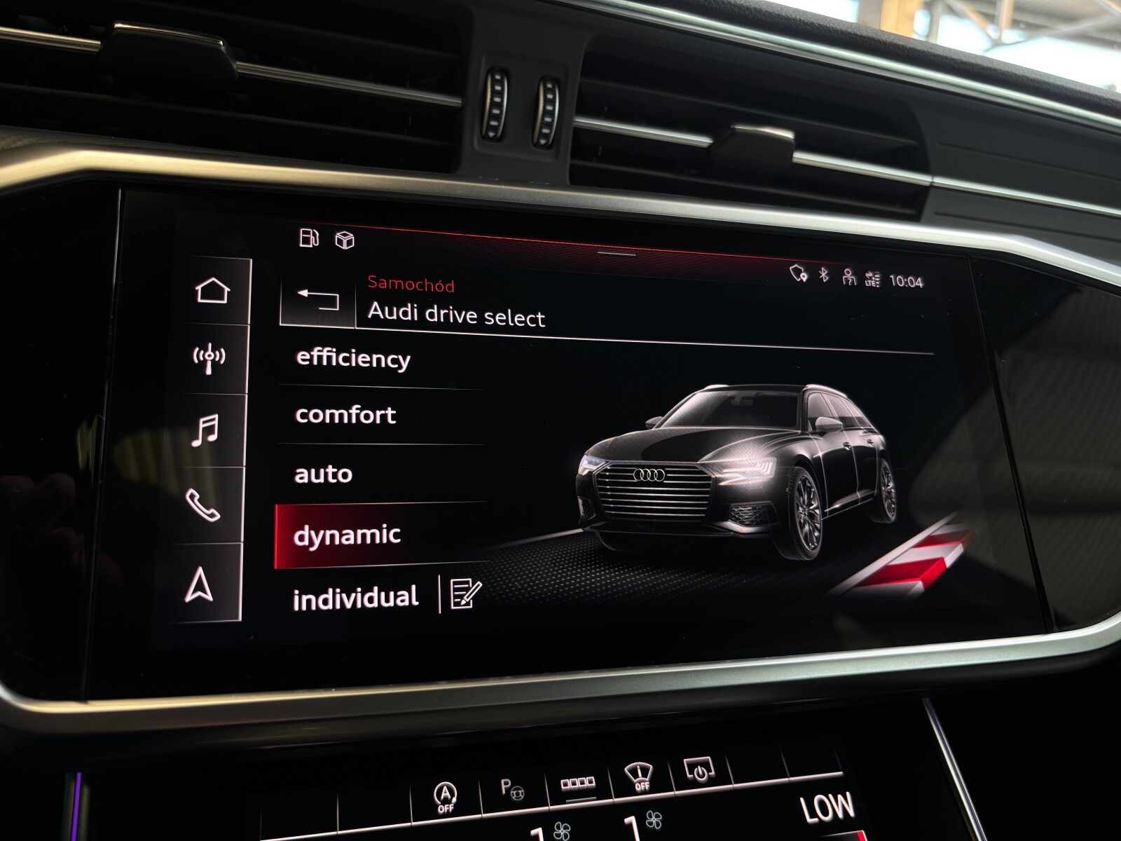 Audi A6 Avant - zdjęcie 32