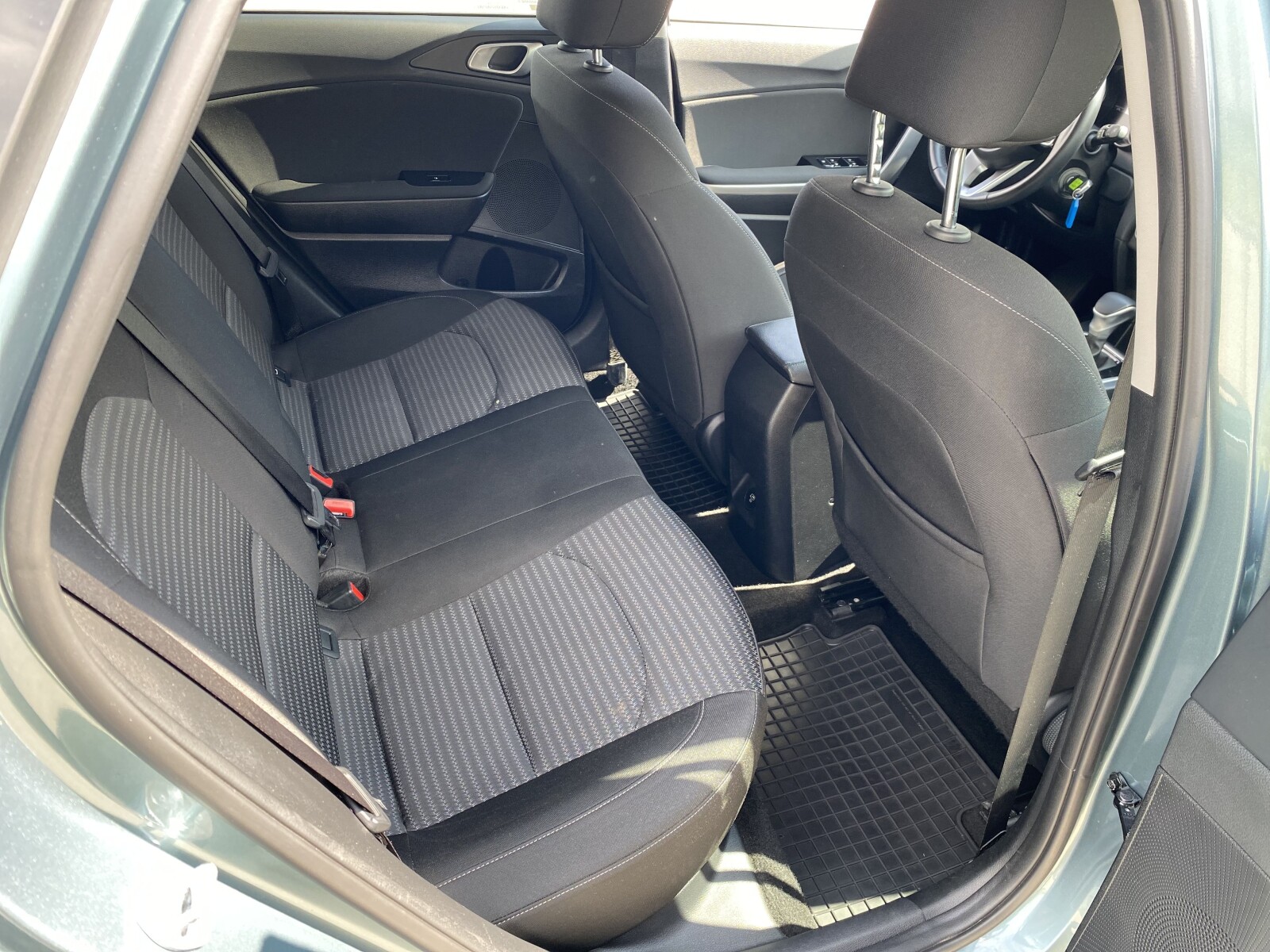 Kia Ceed - zdjęcie 13
