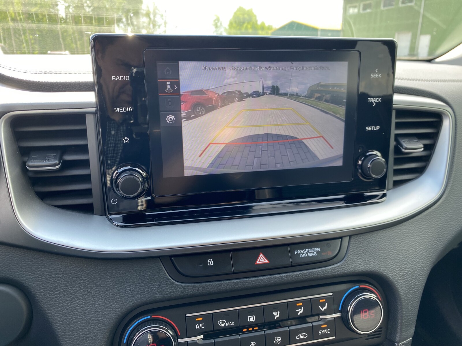 Kia Ceed - zdjęcie 22