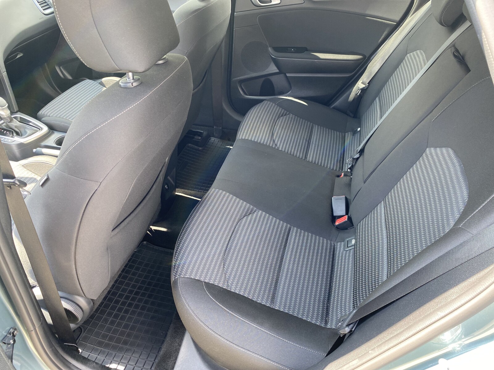 Kia Ceed - zdjęcie 10