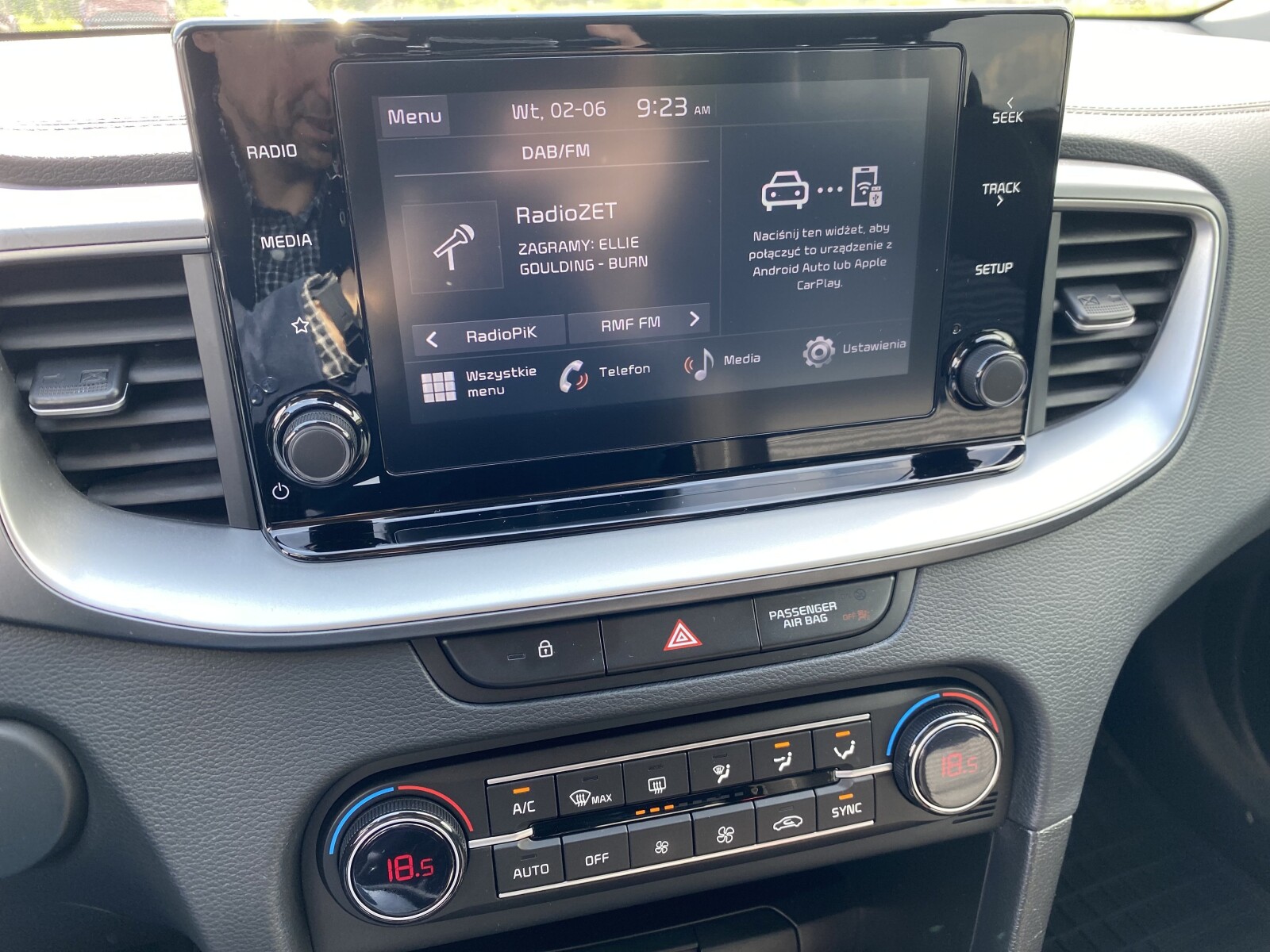 Kia Ceed - zdjęcie 21