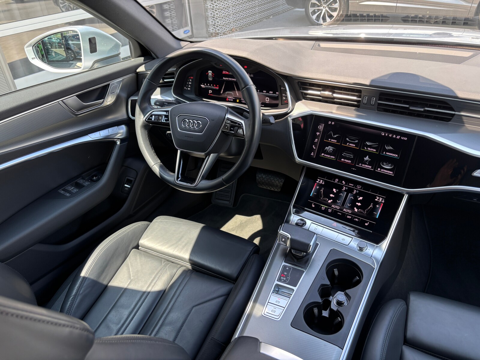 Audi A6 Limousine - zdjęcie 16