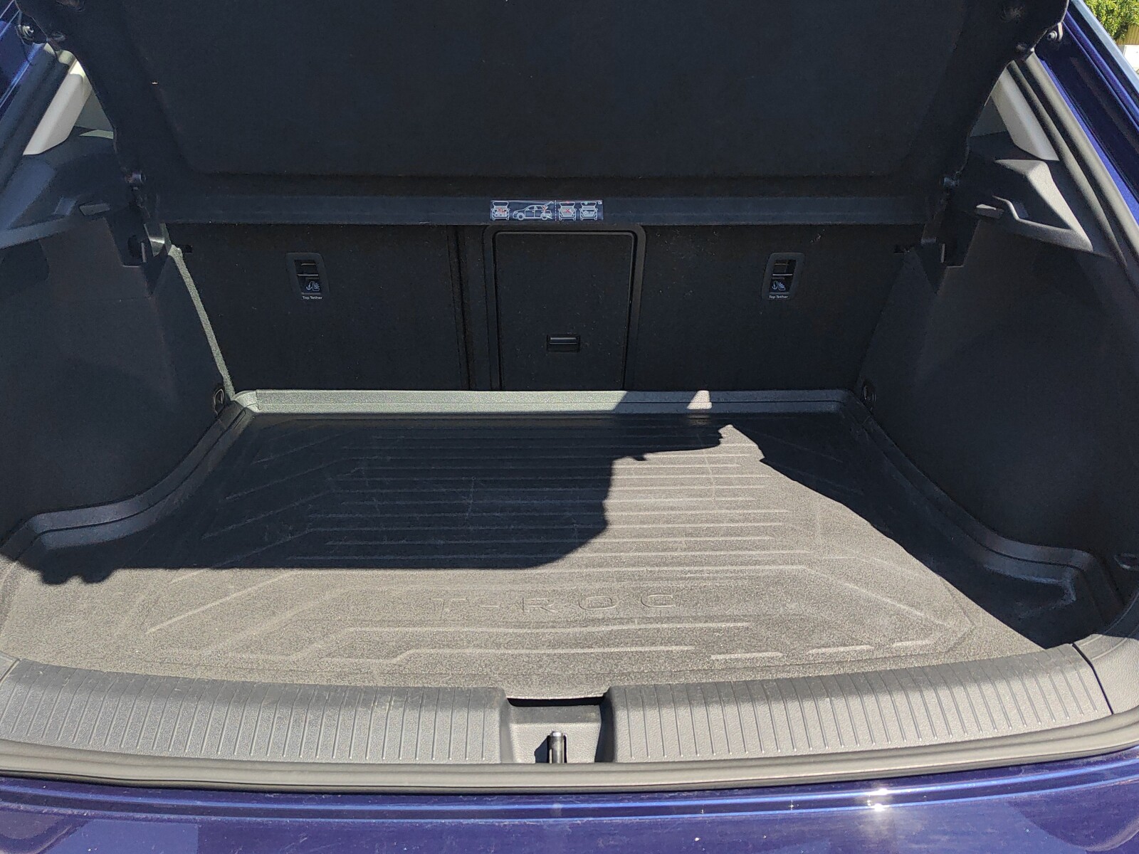 Volkswagen T-Roc - zdjęcie 17