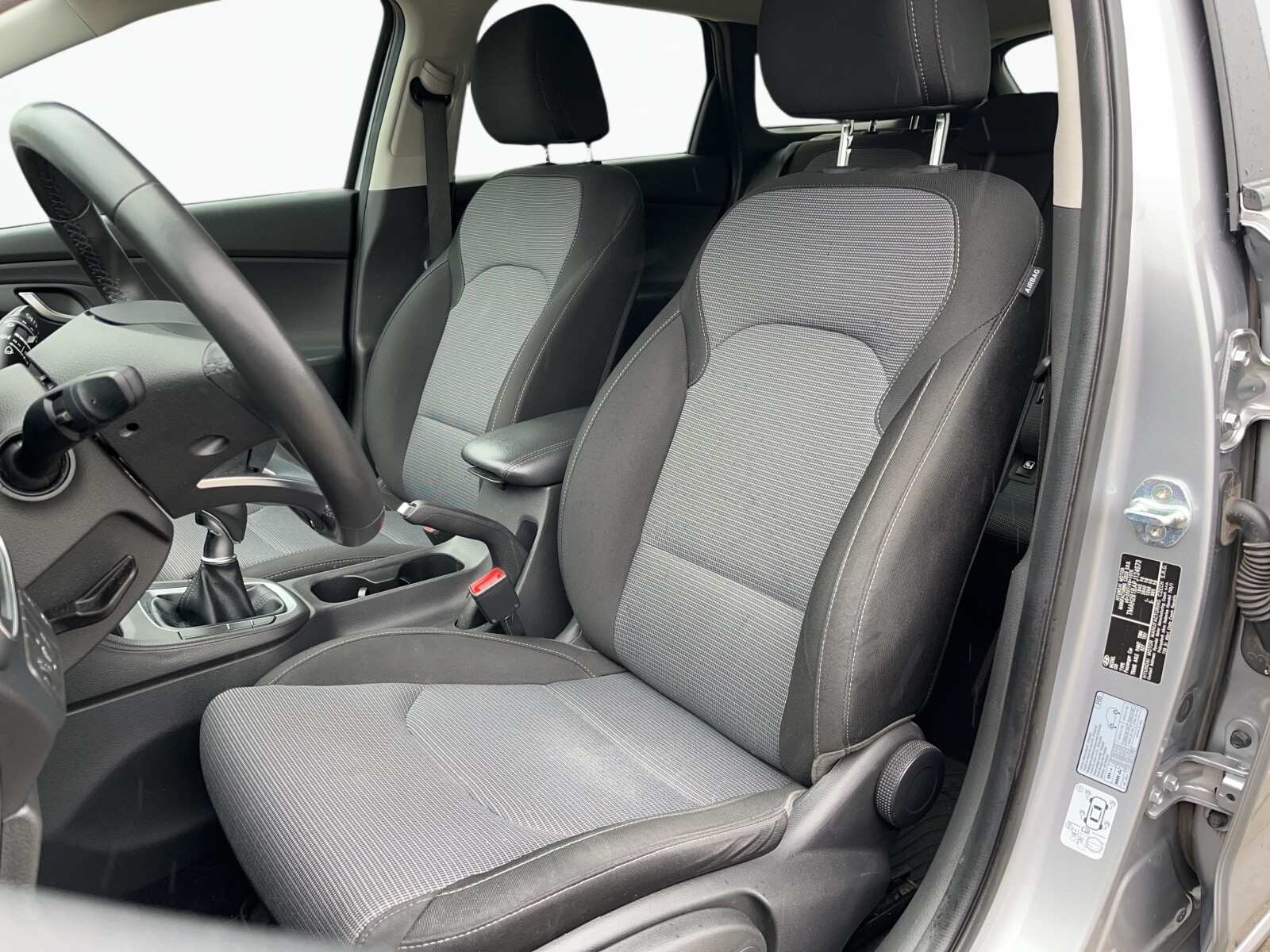 Hyundai i30 - zdjęcie 13