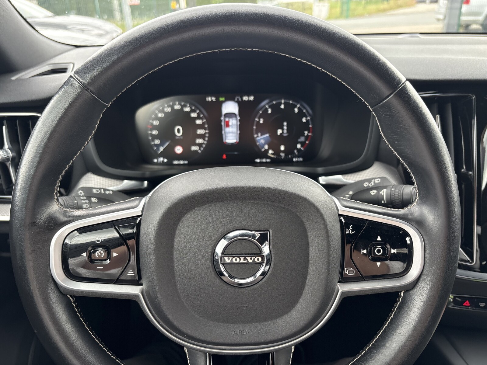 Volvo V60 - zdjęcie 15