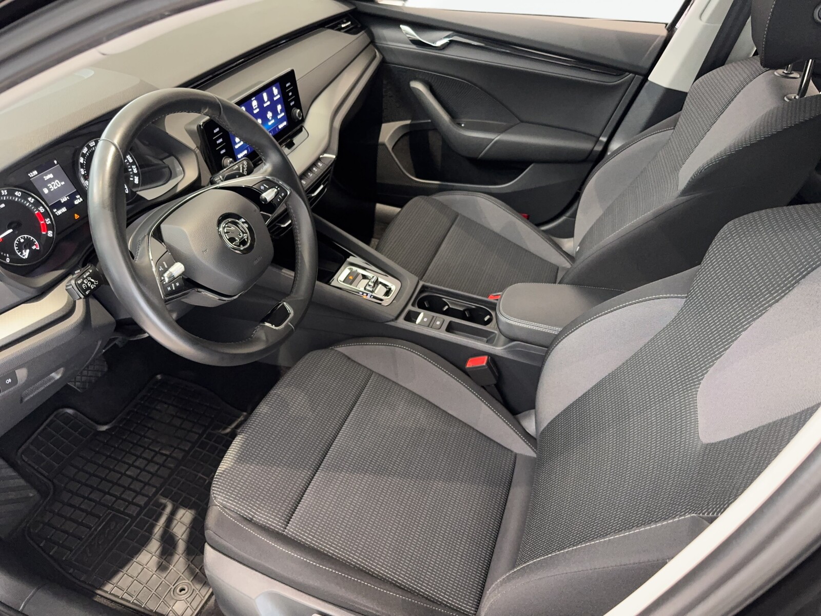 Škoda Octavia - zdjęcie 10