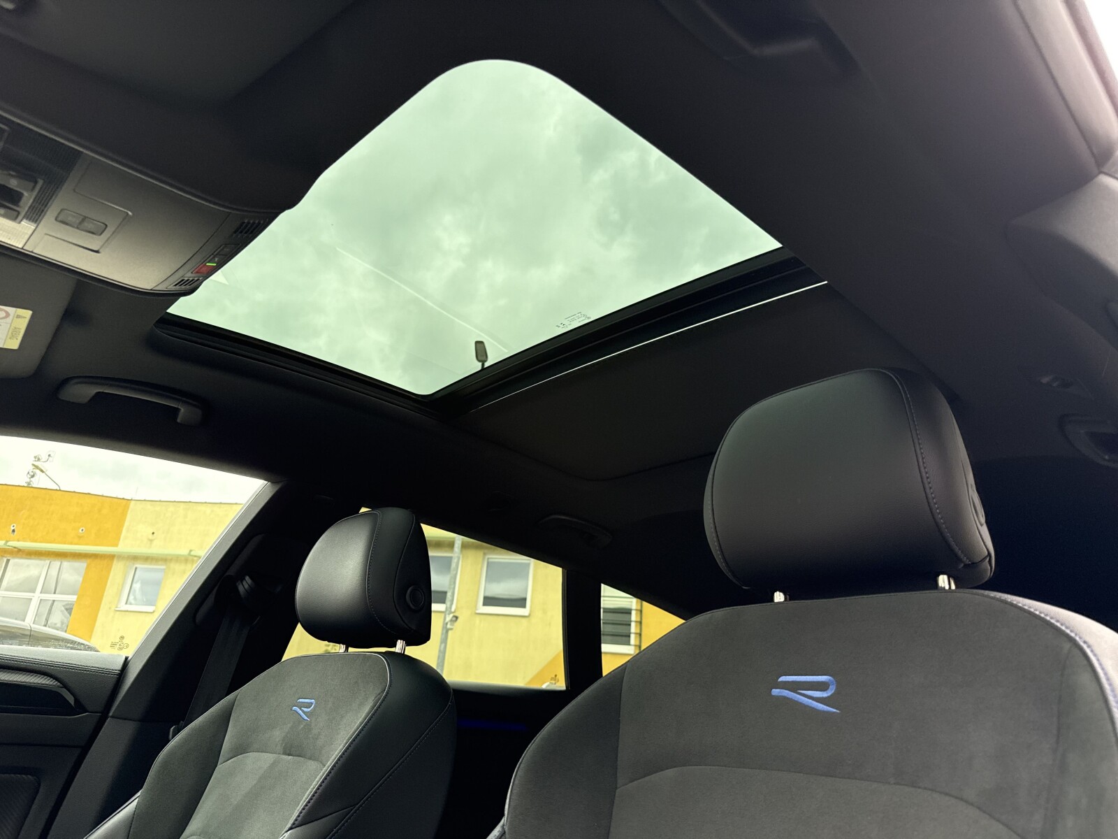 Volkswagen Arteon Shooting Brake - zdjęcie 26