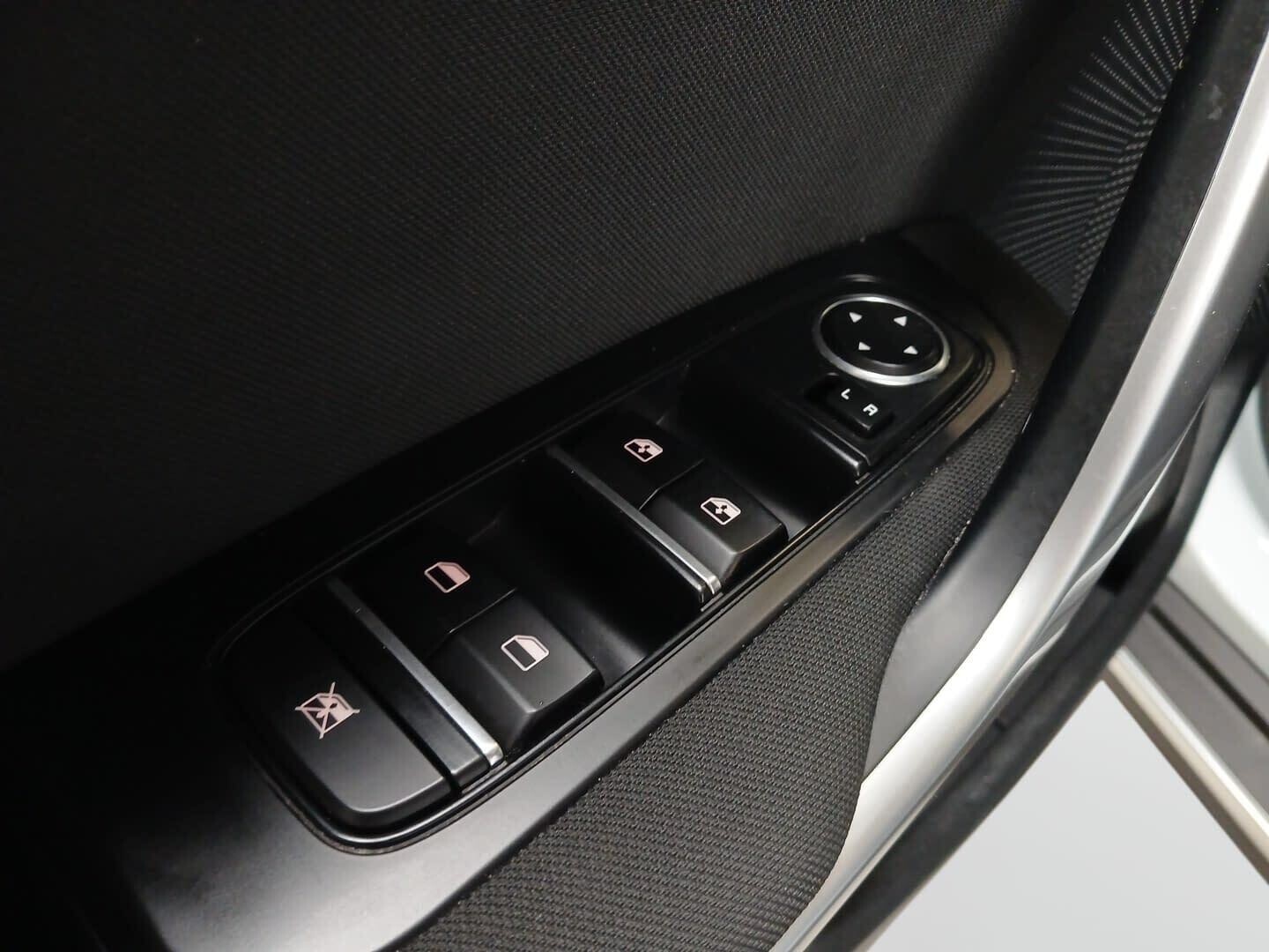 Kia XCeed - zdjęcie 21
