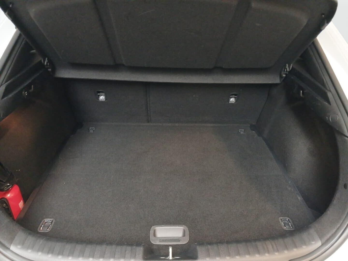Kia XCeed - zdjęcie 23