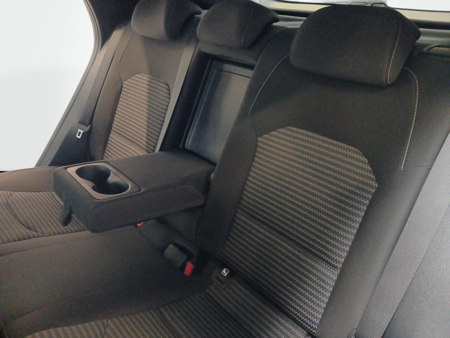Kia XCeed - zdjęcie 22