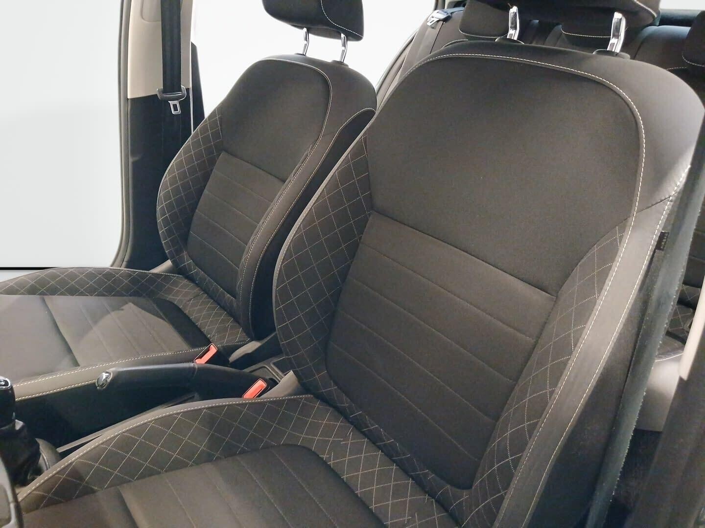 Škoda Fabia - zdjęcie 10