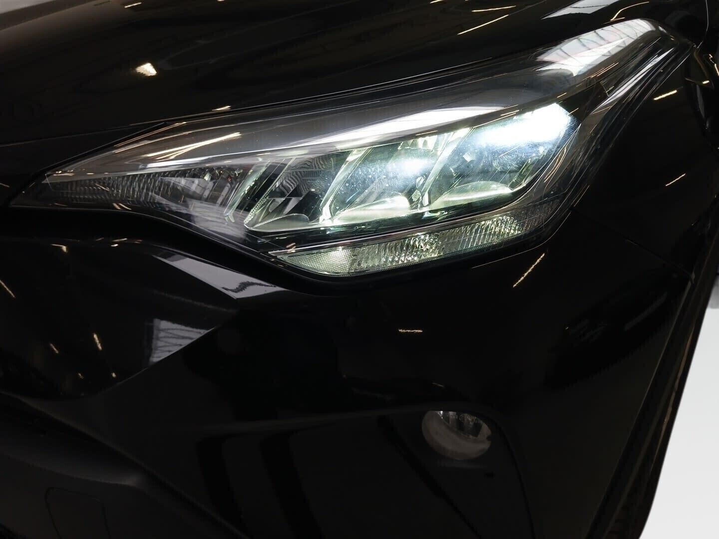 Toyota C-HR - zdjęcie 9