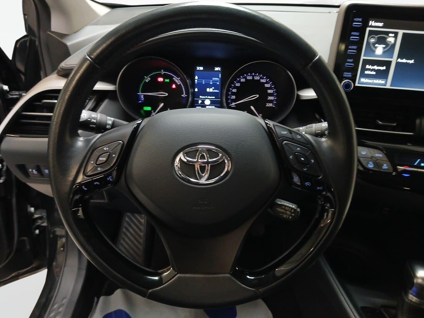 Toyota C-HR - zdjęcie 17