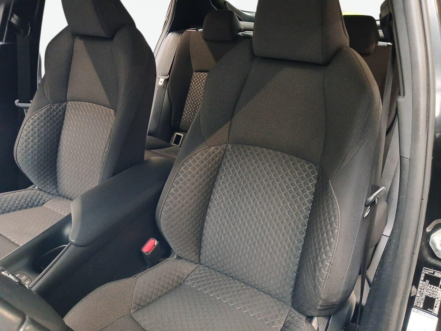 Toyota C-HR - zdjęcie 11