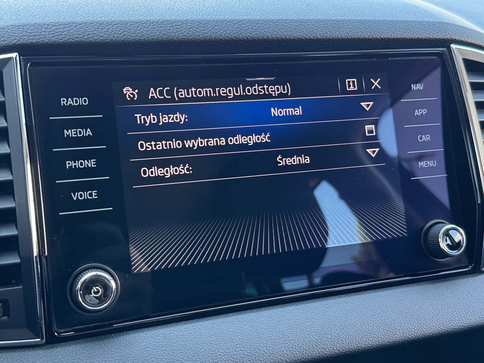 Škoda Karoq - zdjęcie 38