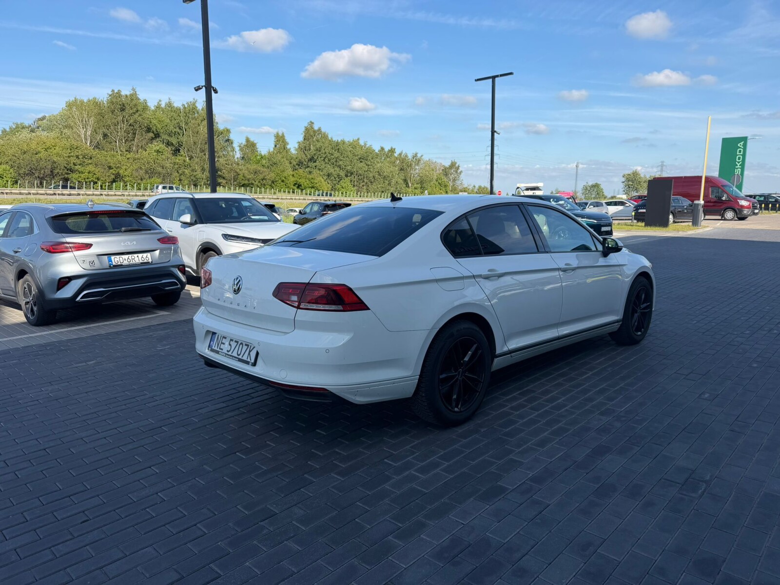 Volkswagen Passat - zdjęcie 2