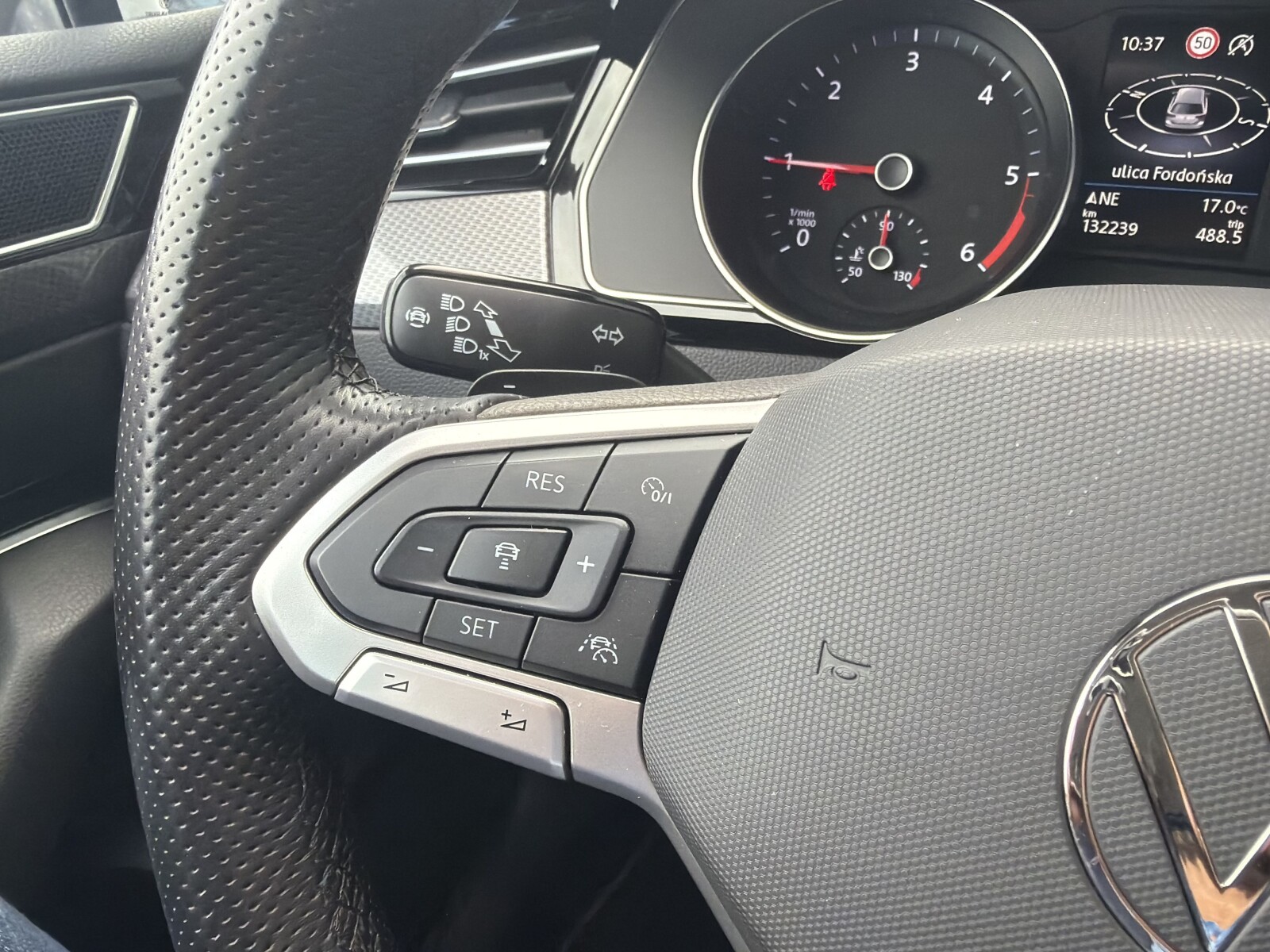 Volkswagen Passat Alltrack - zdjęcie 29