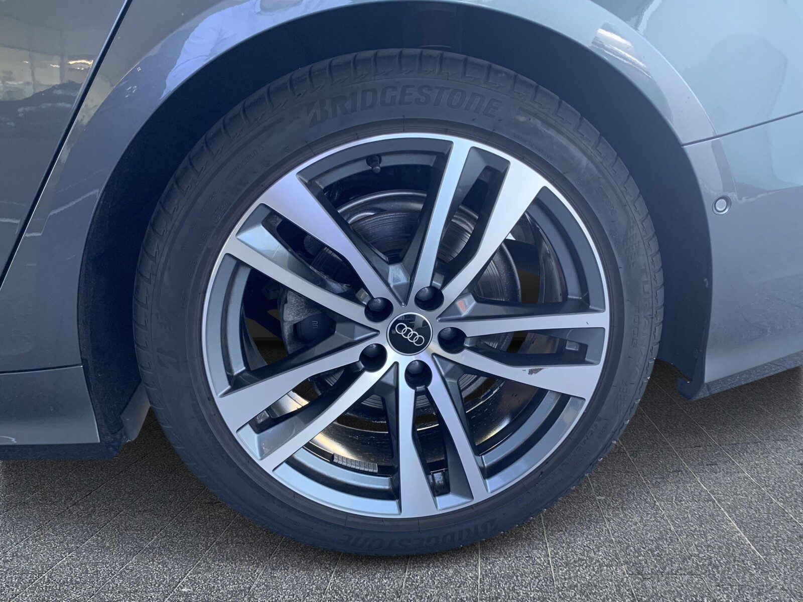Audi A6 Avant - zdjęcie 10