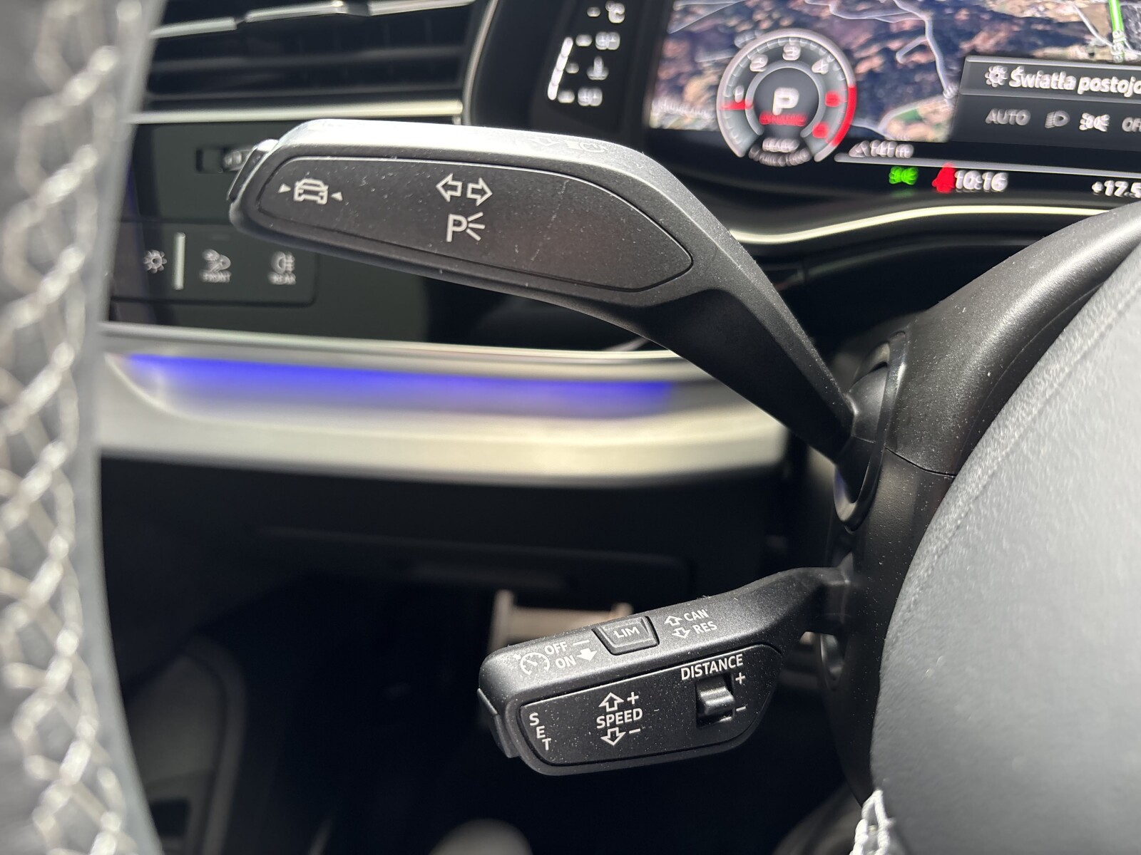 Audi Q7 - zdjęcie 12