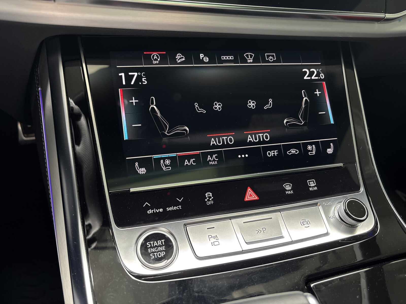 Audi Q7 - zdjęcie 17