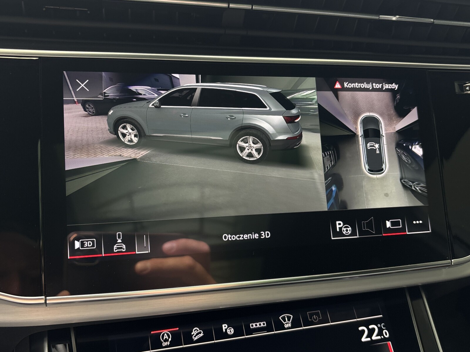 Audi Q7 - zdjęcie 21