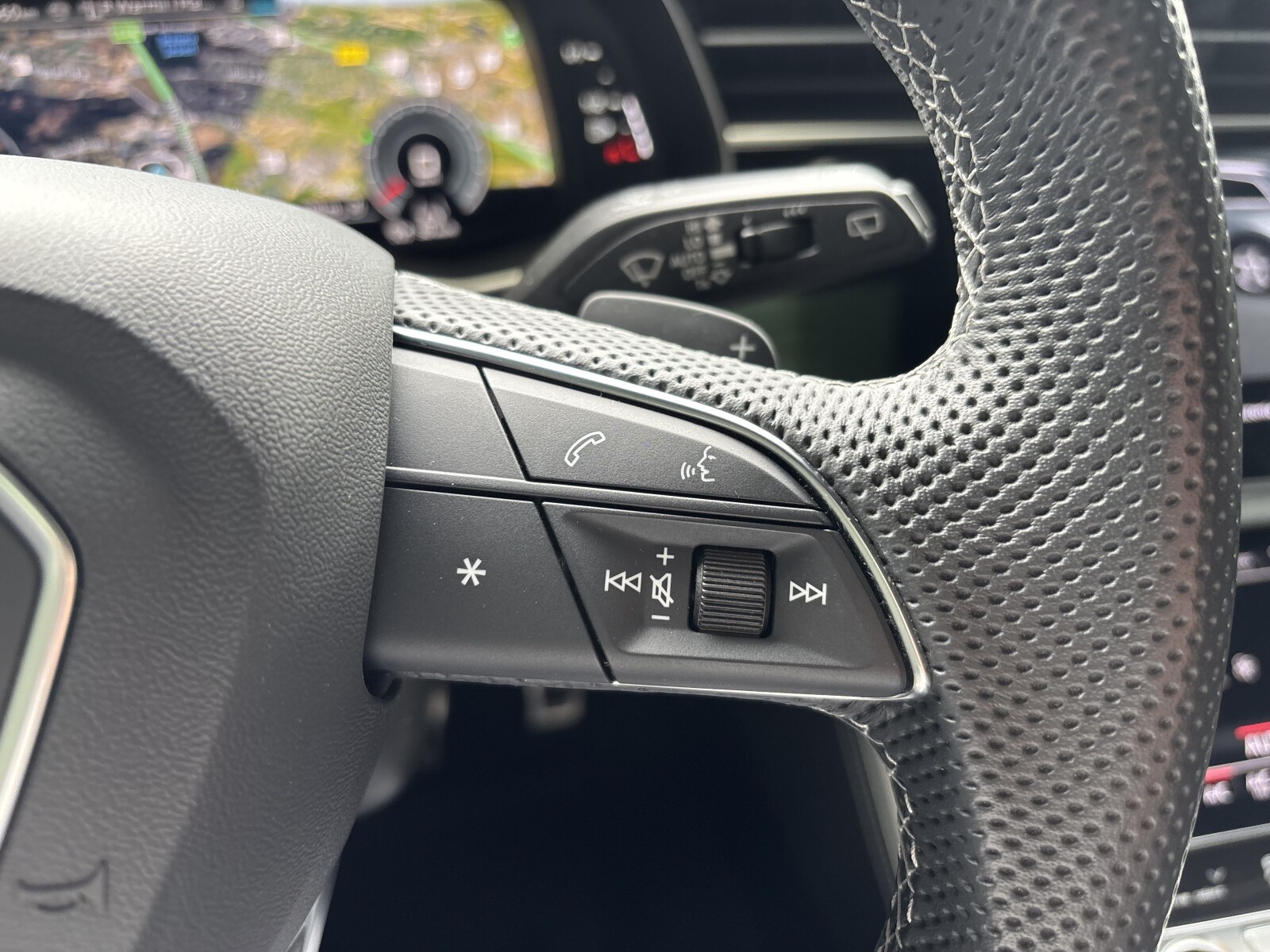 Audi Q7 - zdjęcie 14