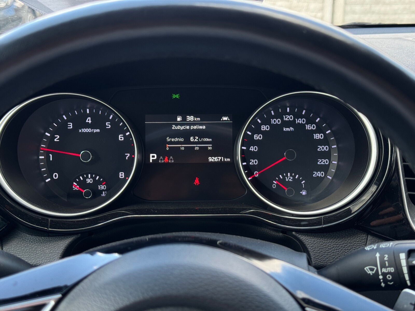 Kia Ceed - zdjęcie 14