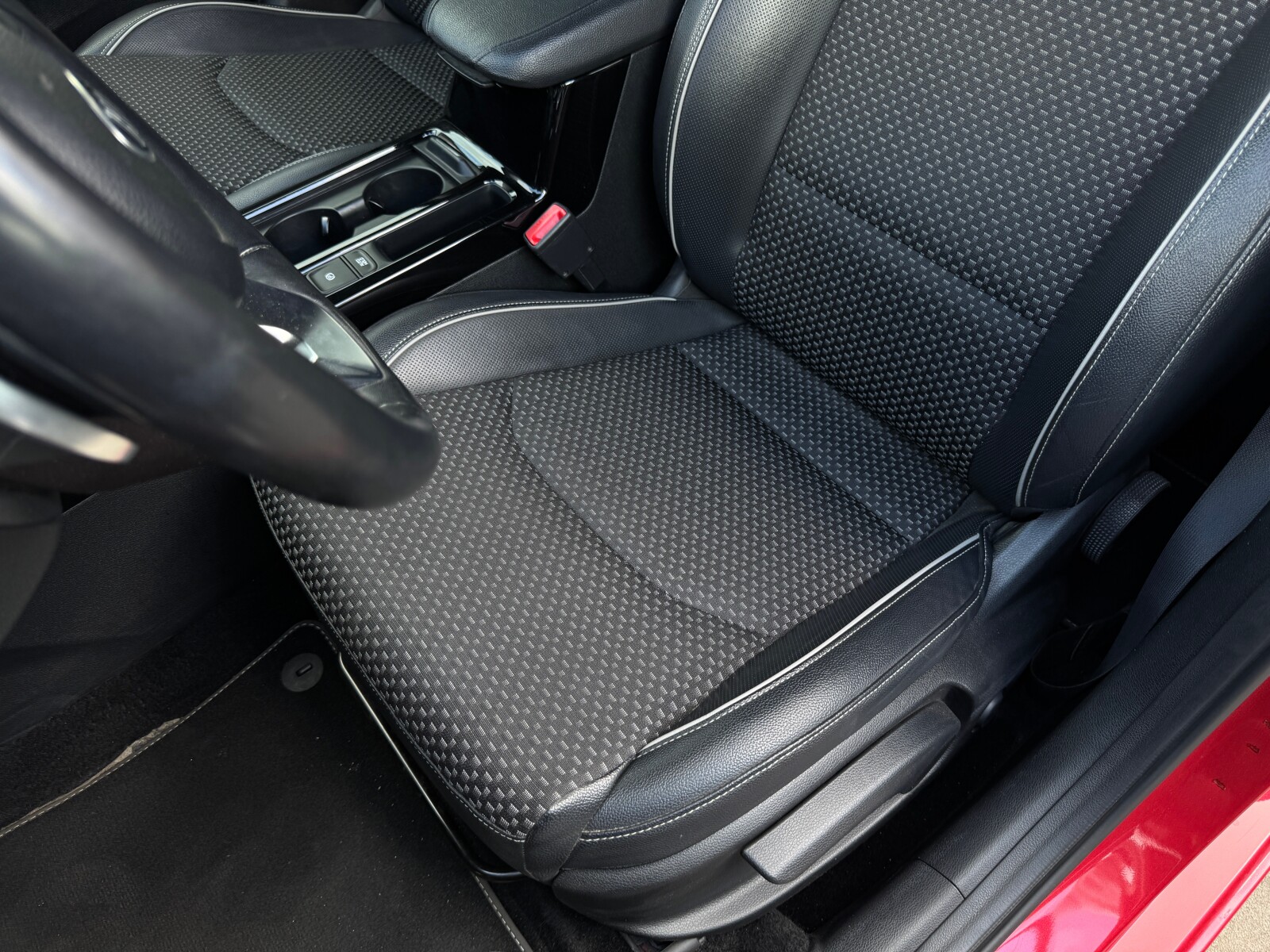 Kia Ceed - zdjęcie 11