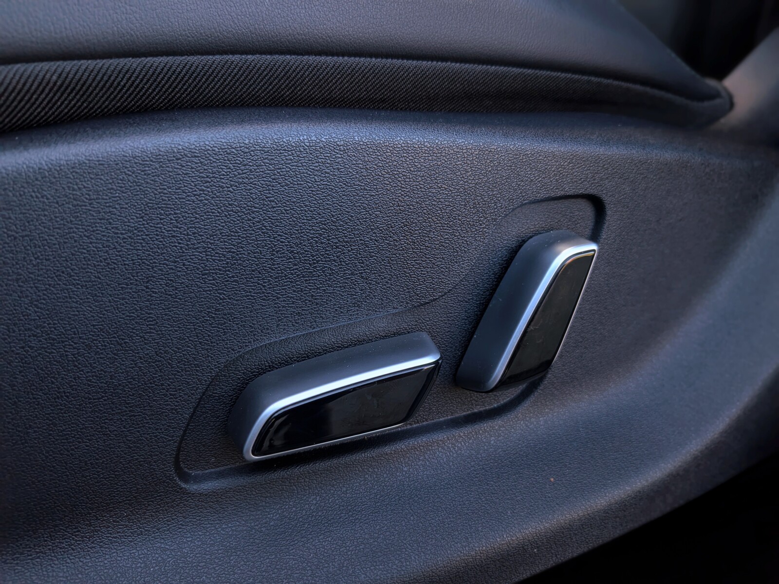 BYD Seal U DM-i - zdjęcie 10