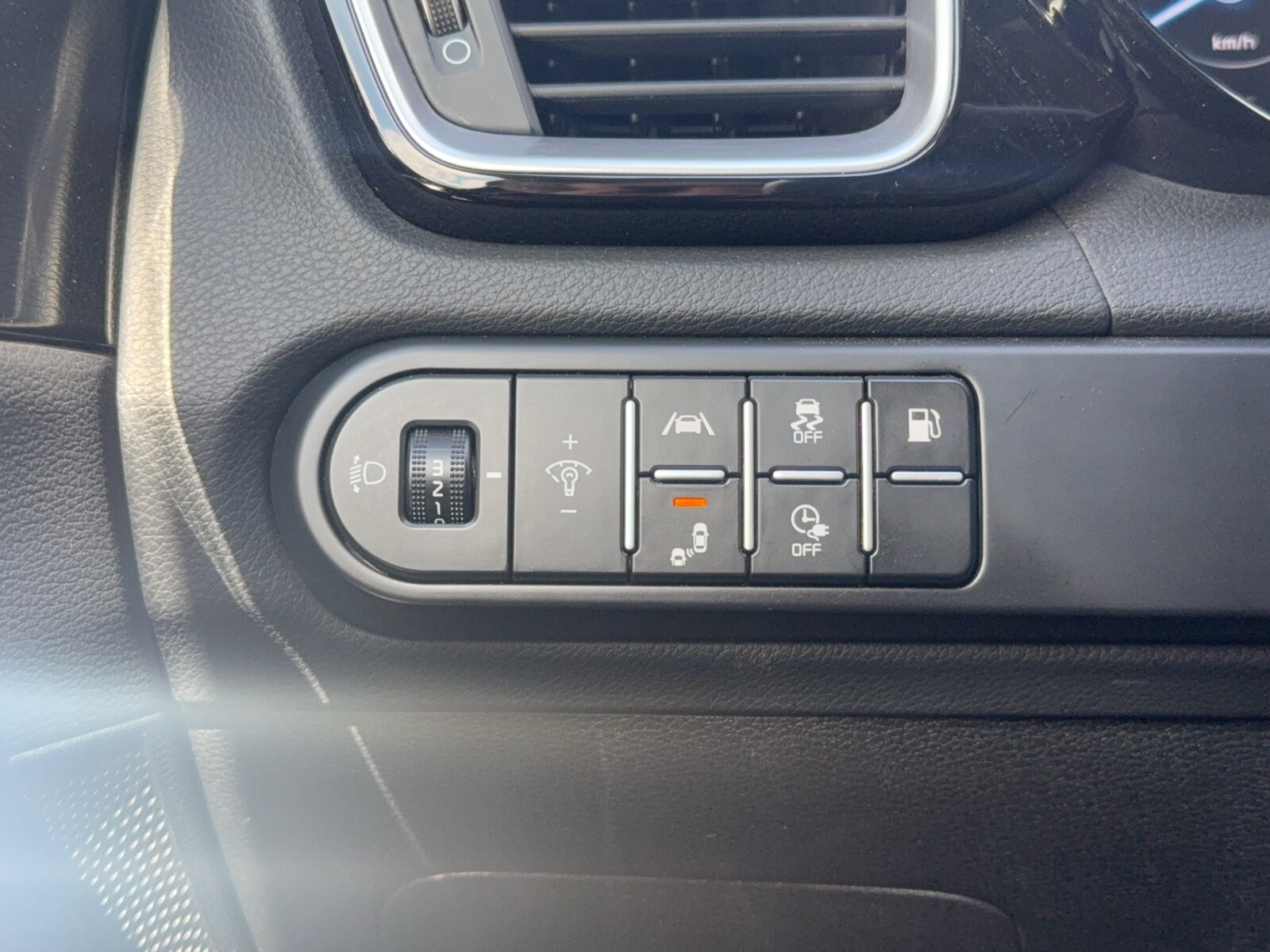 Kia Ceed - zdjęcie 14