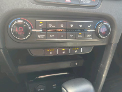 1.6 PHEV 141km Business Line Salon Polska FV23%