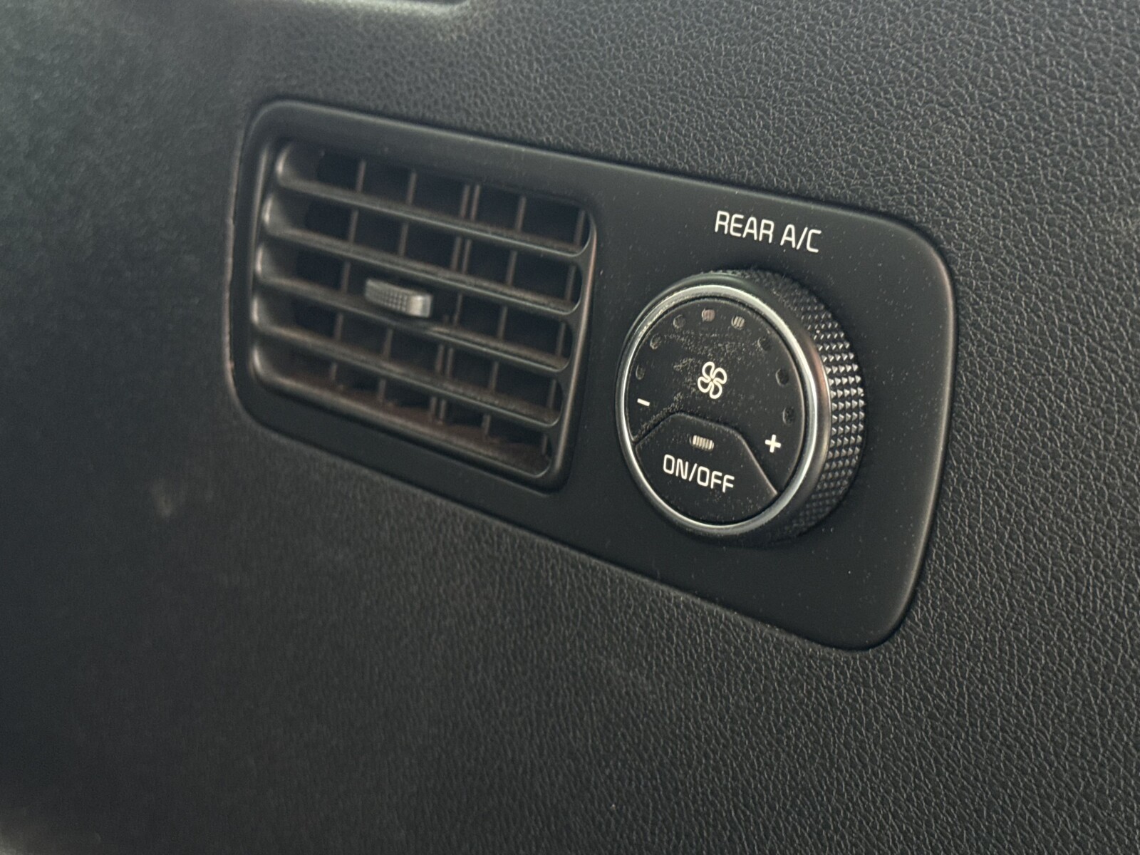 Kia Sorento - zdjęcie 38