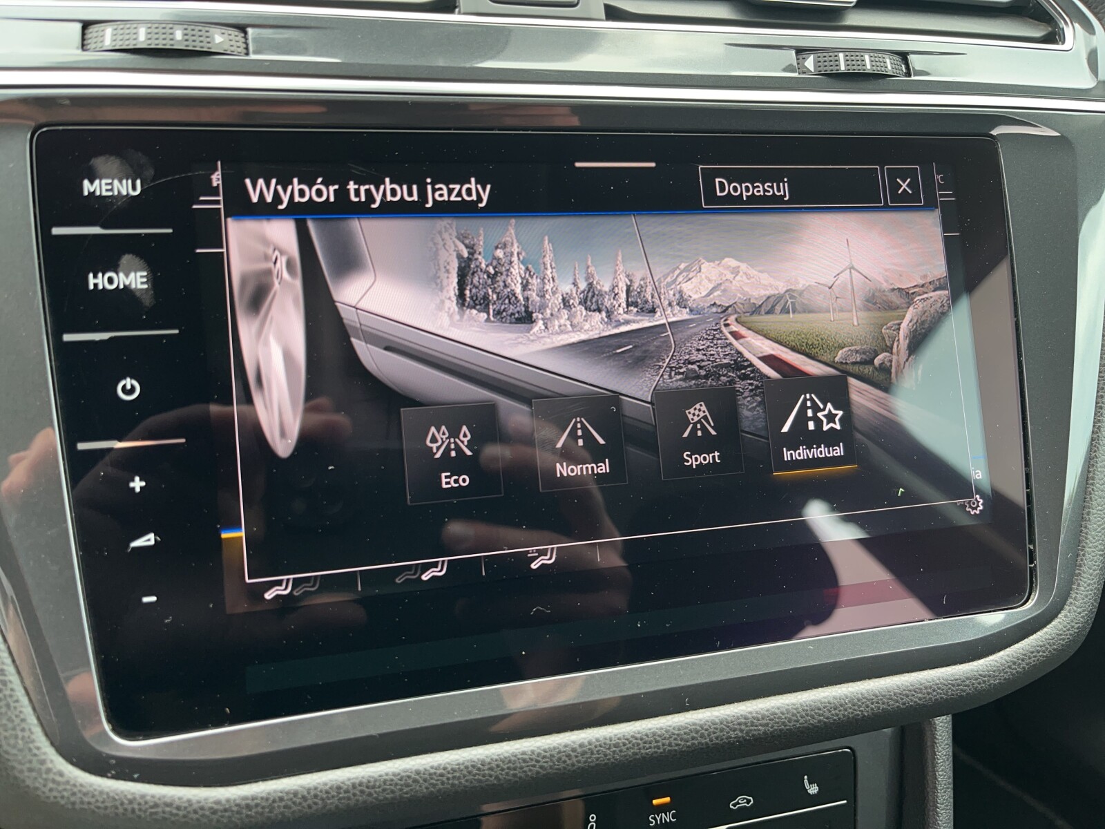 Volkswagen Tiguan Allspace - zdjęcie 32