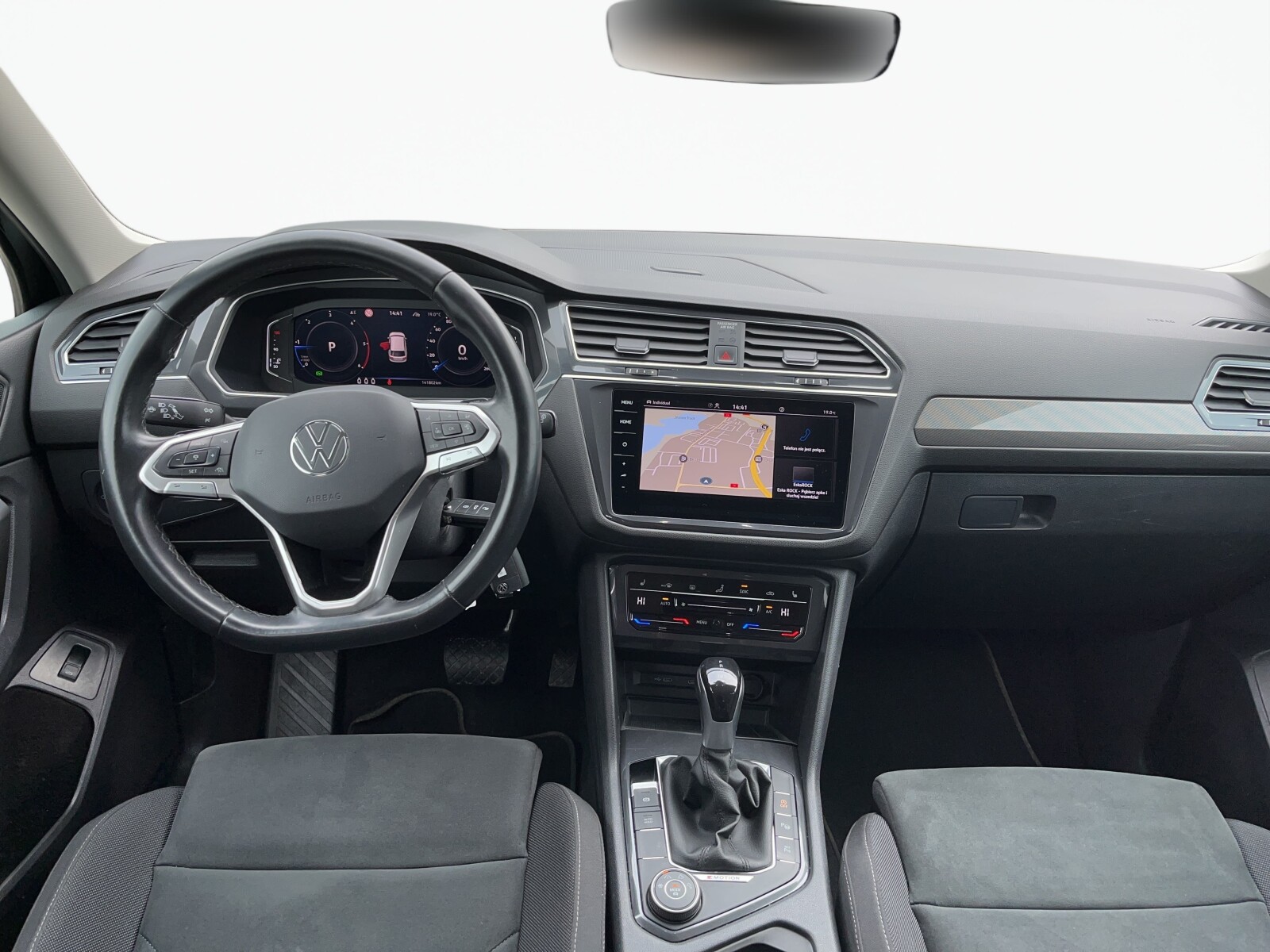 Volkswagen Tiguan Allspace - zdjęcie 13