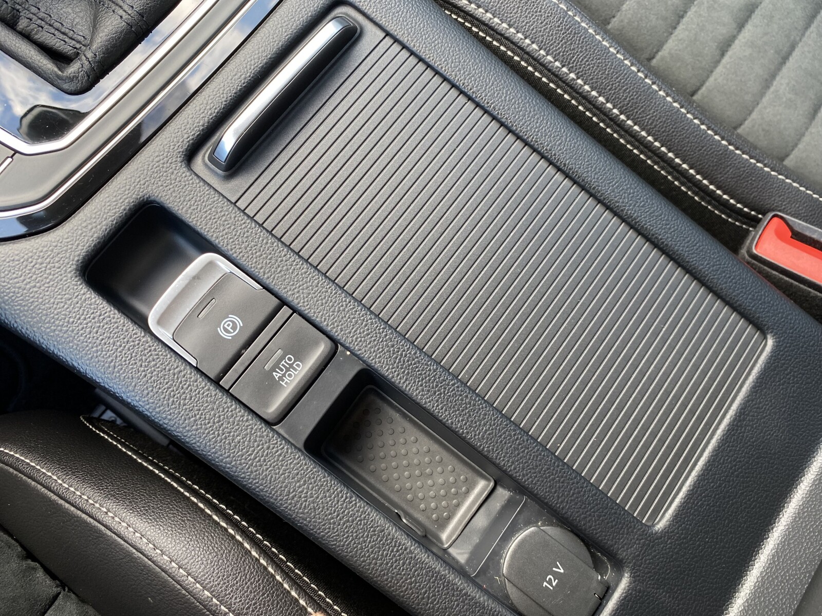 Volkswagen Passat Variant - zdjęcie 28