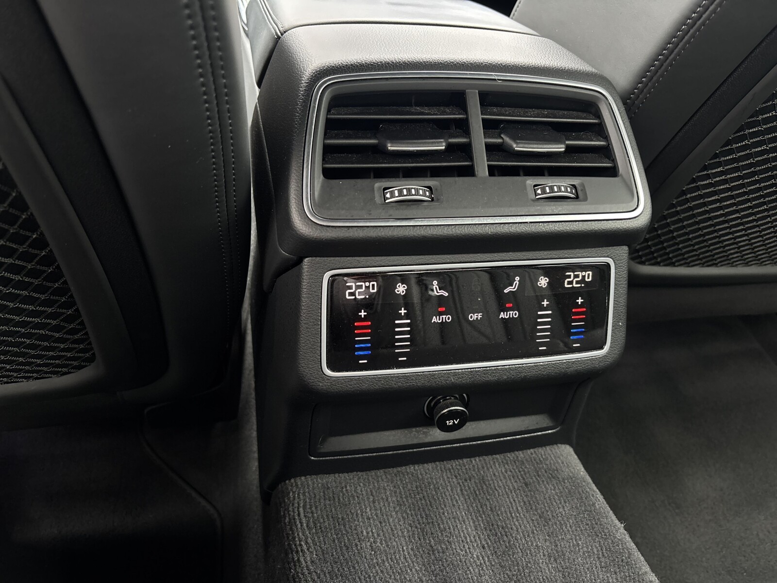 Audi A6 Limousine - zdjęcie 30