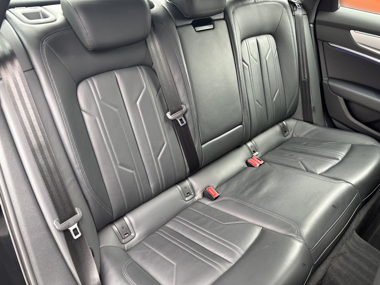 Audi A6 Limousine - zdjęcie 32