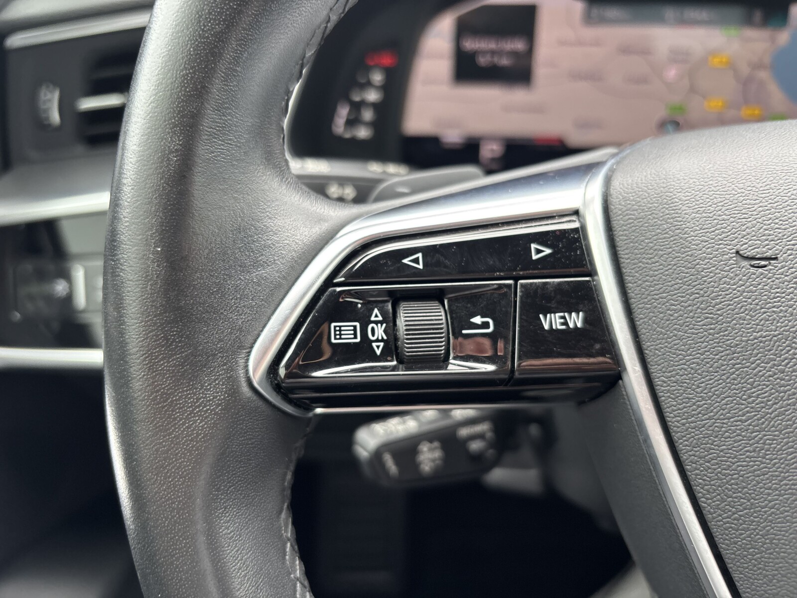 Audi A6 Limousine - zdjęcie 11